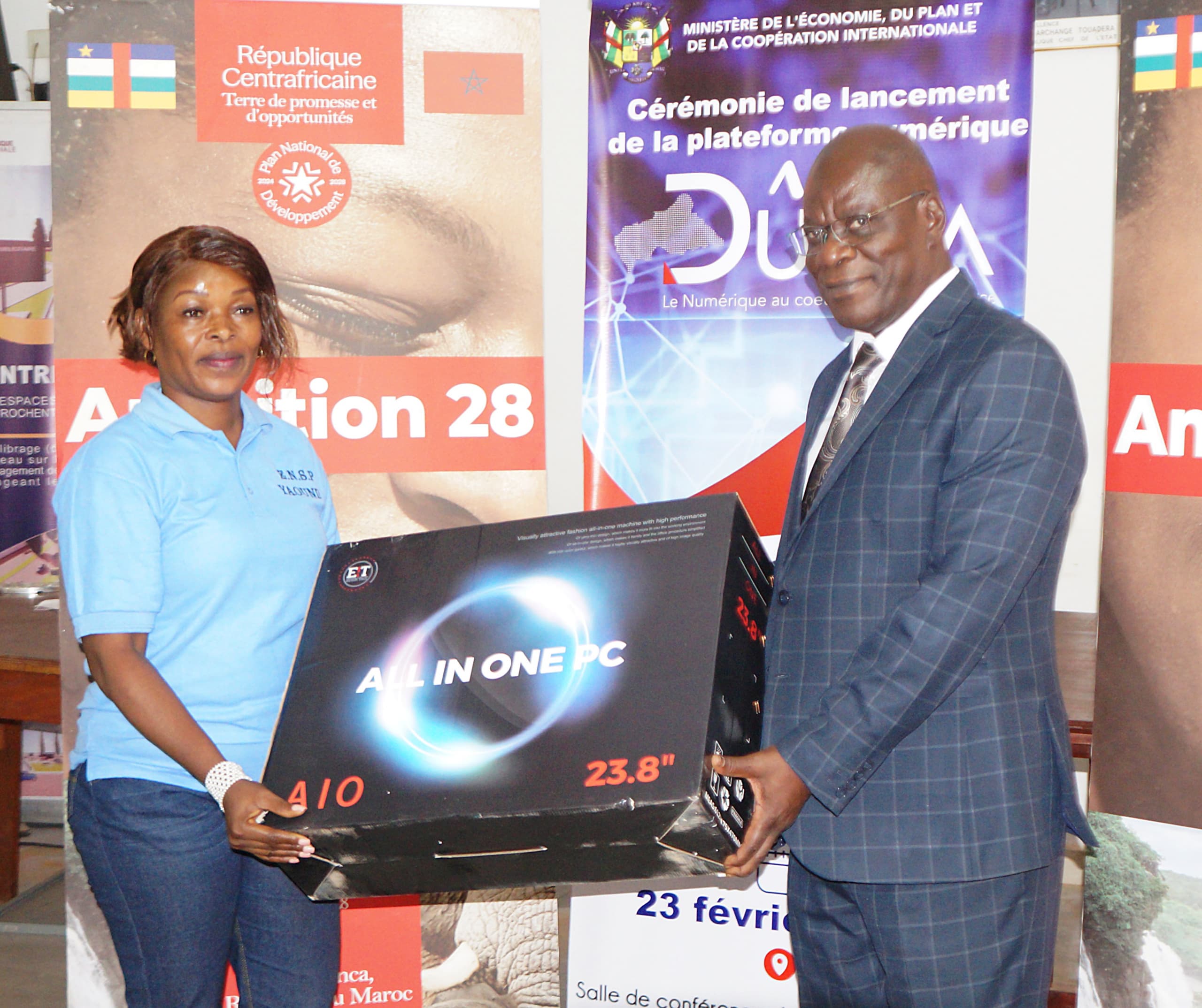 AUTANT DE CHALLENGES AU MINISTERE DE L’ECONOMIE, DU PLAN ET DE LA COOPERATION INTERNATIONALE POUR LA CROISSANCE ECONOMIQUE: DES MATÉRIELS INFORMATIQUES REMIS AUX CADRES.